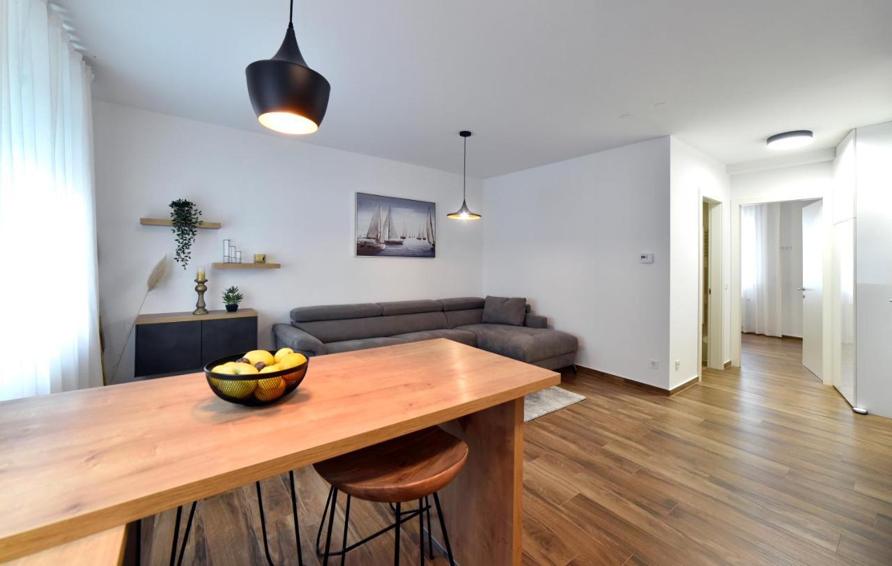 On Time Apartment ザグレブ エクステリア 写真